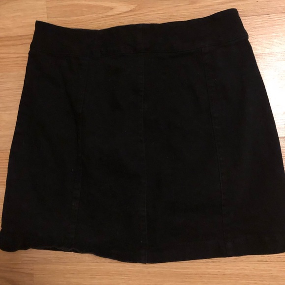 “Jack by BB Dakota” black denim mini skirt size 6 - Picture 4 of 7